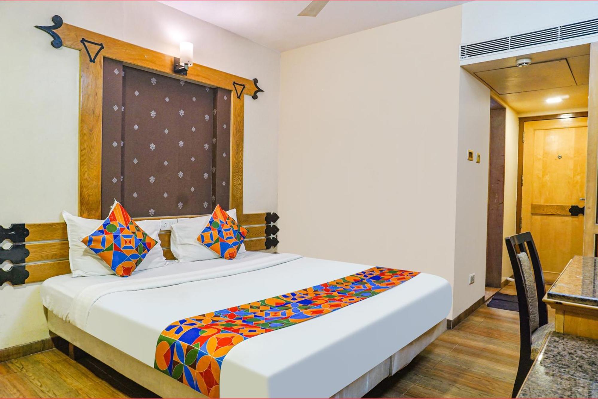 Fabhotel Prime Deccan 8 ปูเน่ ภายนอก รูปภาพ