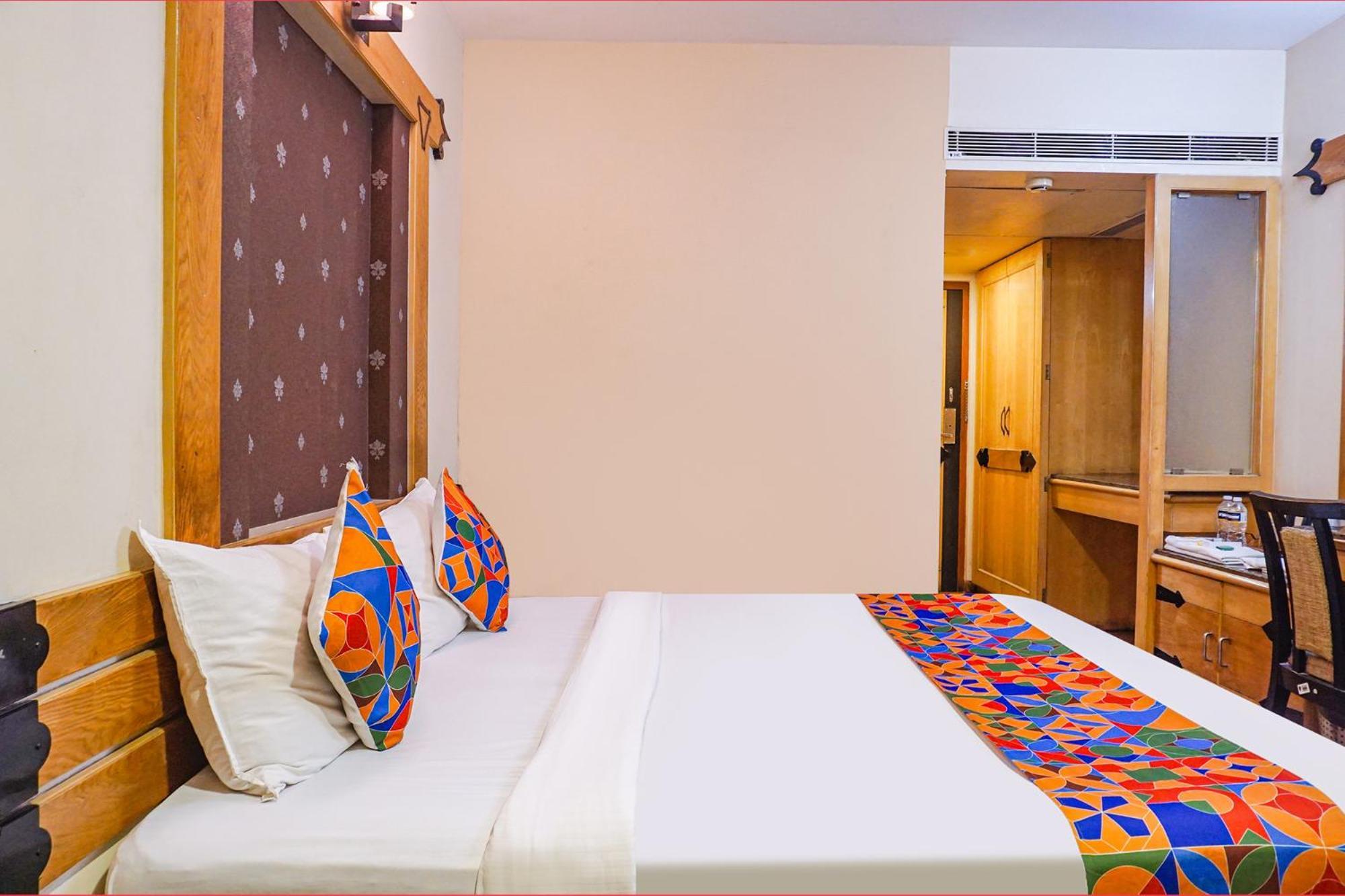 Fabhotel Prime Deccan 8 ปูเน่ ภายนอก รูปภาพ