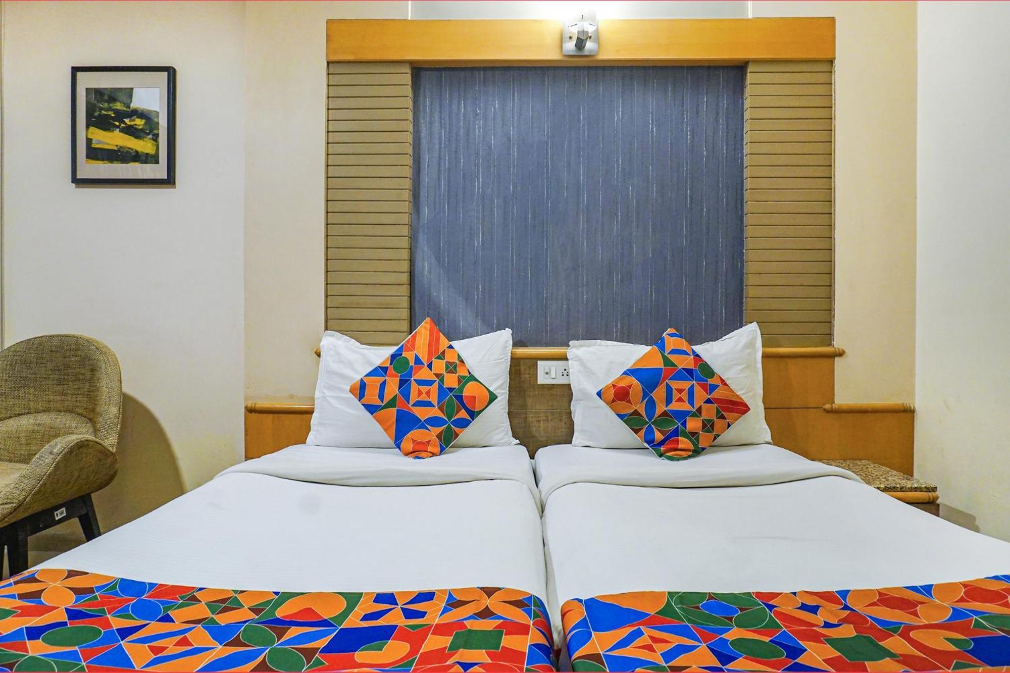 Fabhotel Prime Deccan 8 ปูเน่ ภายนอก รูปภาพ