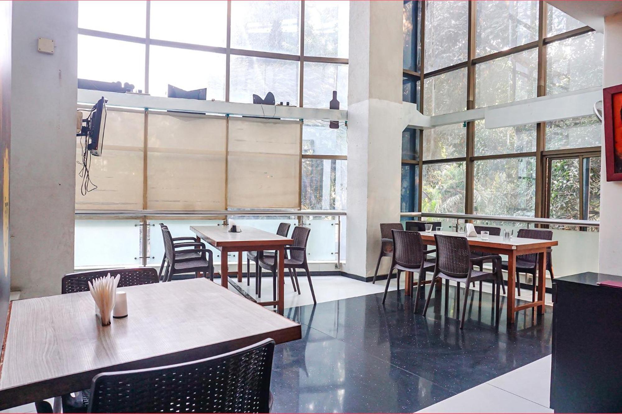 Fabhotel Prime Deccan 8 ปูเน่ ภายนอก รูปภาพ